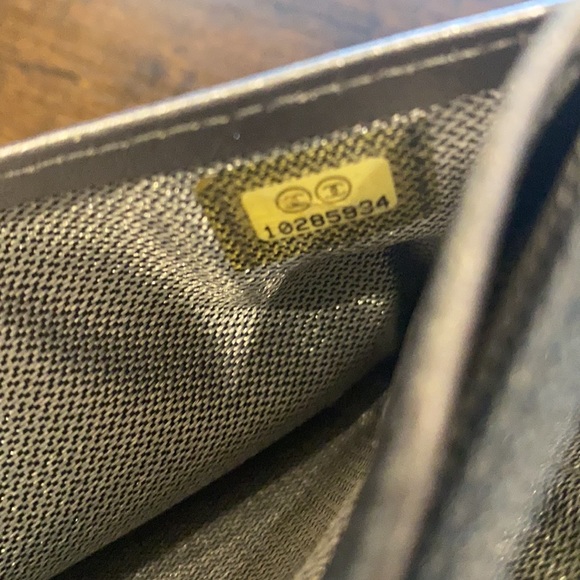 Chanel Wallet - Picture 15 of 16